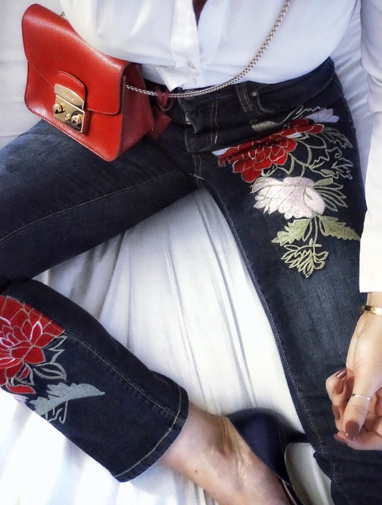 Furla red metropolis and embroidered jeans by glamourim.com